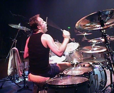 Photo gallery from the gig in Hamburg, Germany shot on November 15, 1997